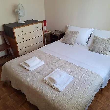 Adria Visnjik Apartman Zára