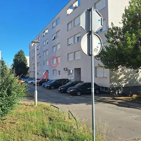 Adria Visnjik Apartman Zára
